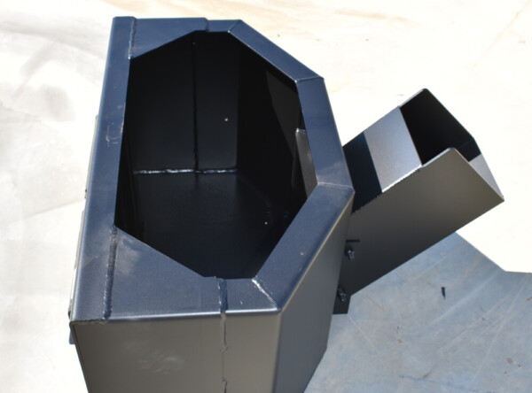 DSC_0103 - Copy Loflin Mini Concrete Bucket