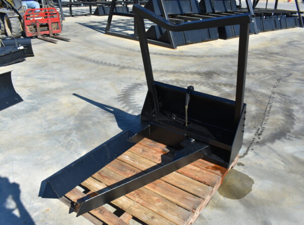 DSC_0360 Loflin Mini Hydraulic Nursery Forks