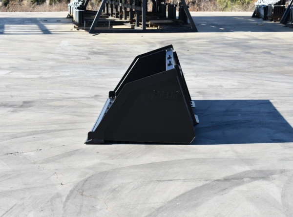 Loflin Snow & Litter Bucket Loflin Snow & Litter Bucket