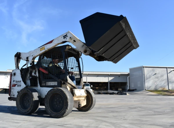 Loflin Snow & Litter Bucket Loflin Snow & Litter Bucket