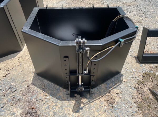 Loflin Hydraulic Concrete Bucket Loflin Hydraulic Concrete Bucket